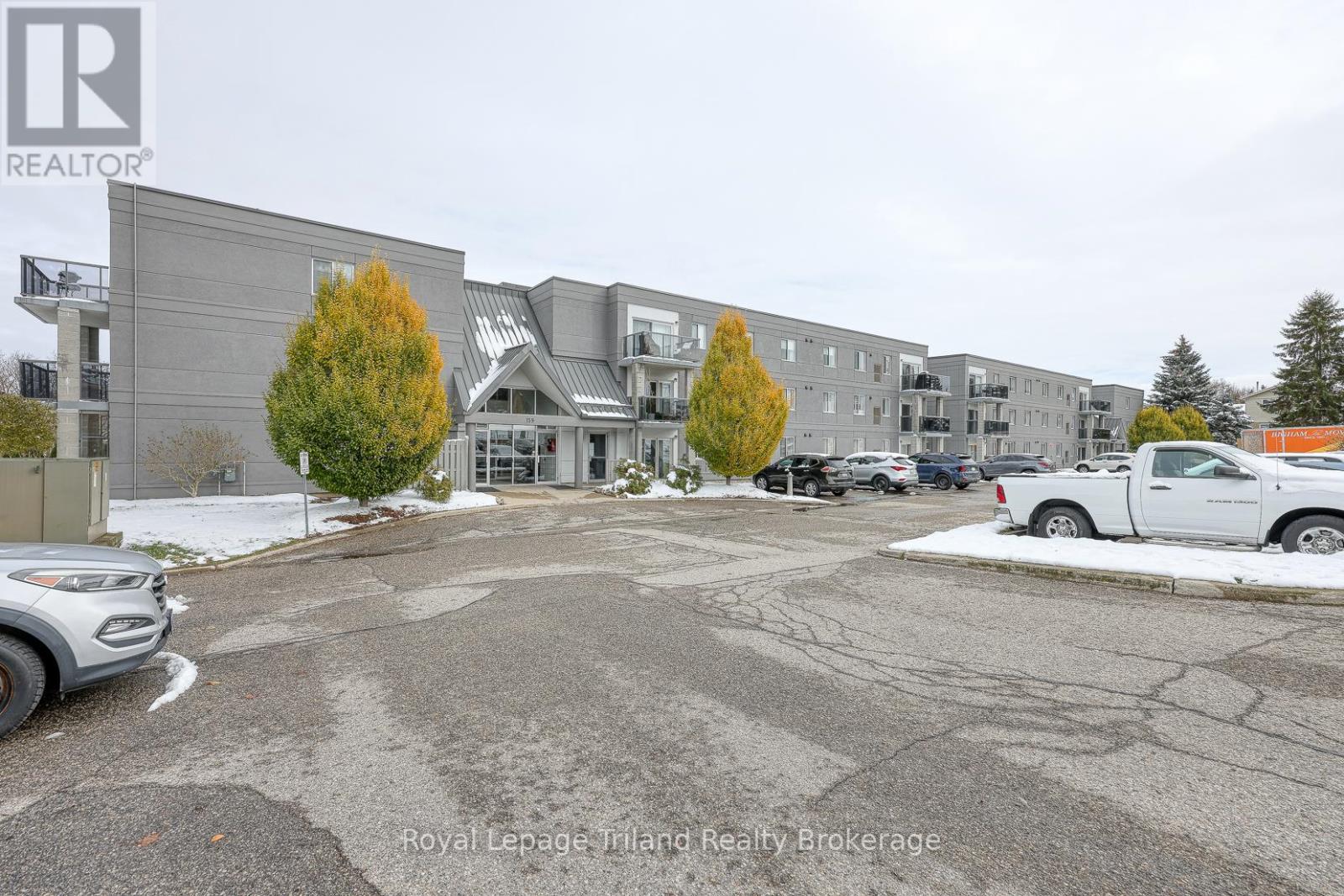 307 - 159 Ferguson Drive, Woodstock (Woodstock - South), Ontario  N4V 1A9 - Photo 36 - X12537164