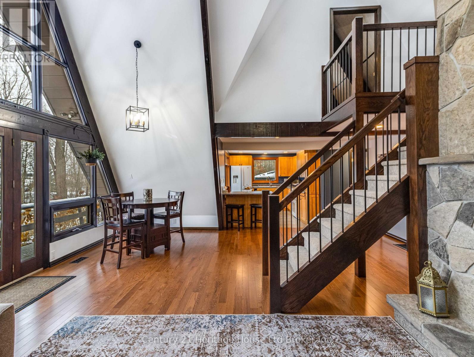 525639 Oxford Centre Road, Woodstock (Woodstock - South), Ontario  N4S 7V8 - Photo 7 - X12547356