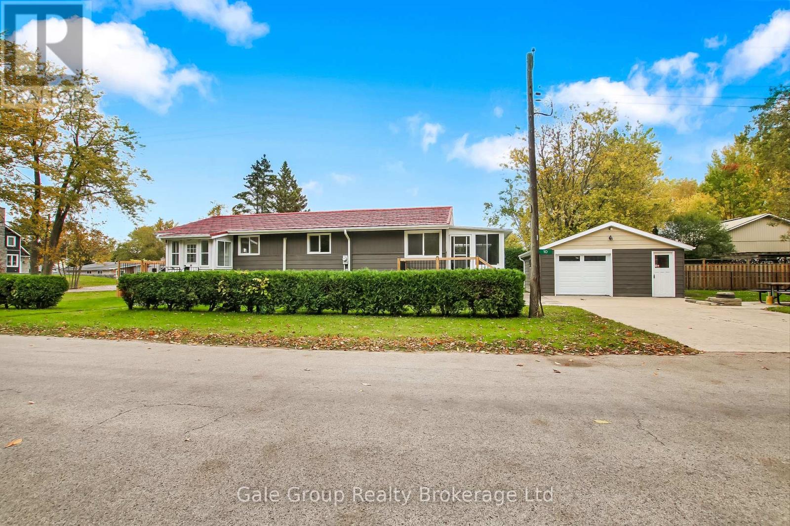 10 Clubhouse Road, Norfolk (Turkey Point), Ontario  N0E 1T0 - Photo 3 - X12550756