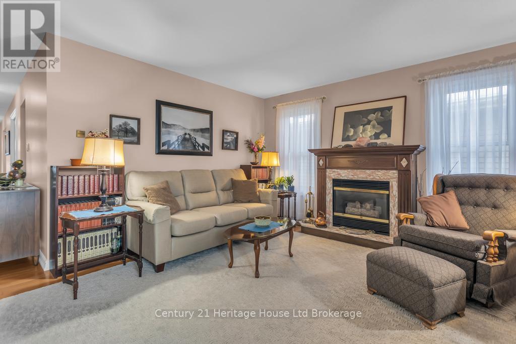 57 Edwin Crescent, Tillsonburg, Ontario  N4G 5H6 - Photo 10 - X12557690