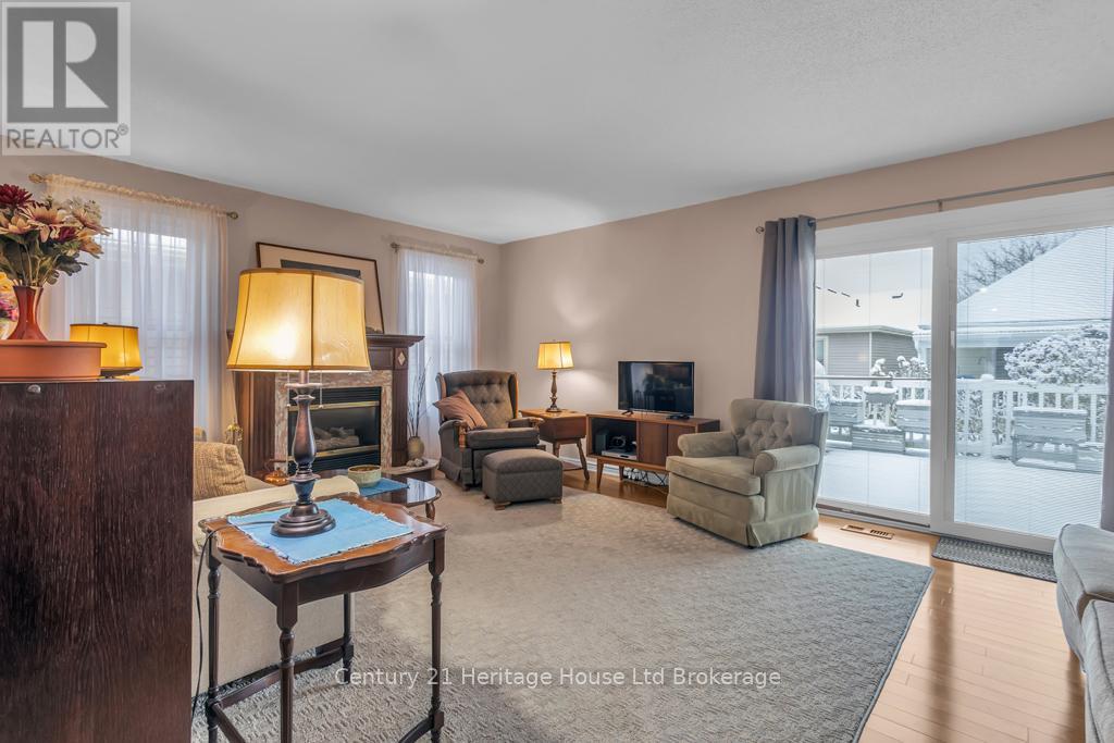 57 Edwin Crescent, Tillsonburg, Ontario  N4G 5H6 - Photo 7 - X12557690