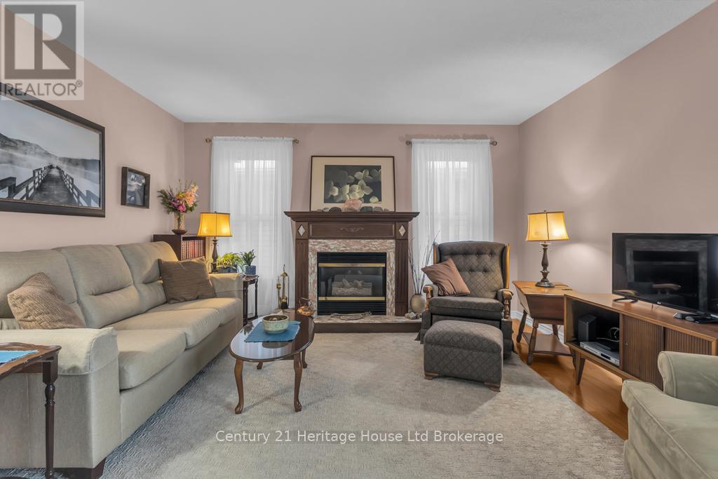 57 Edwin Crescent, Tillsonburg, Ontario  N4G 5H6 - Photo 8 - X12557690