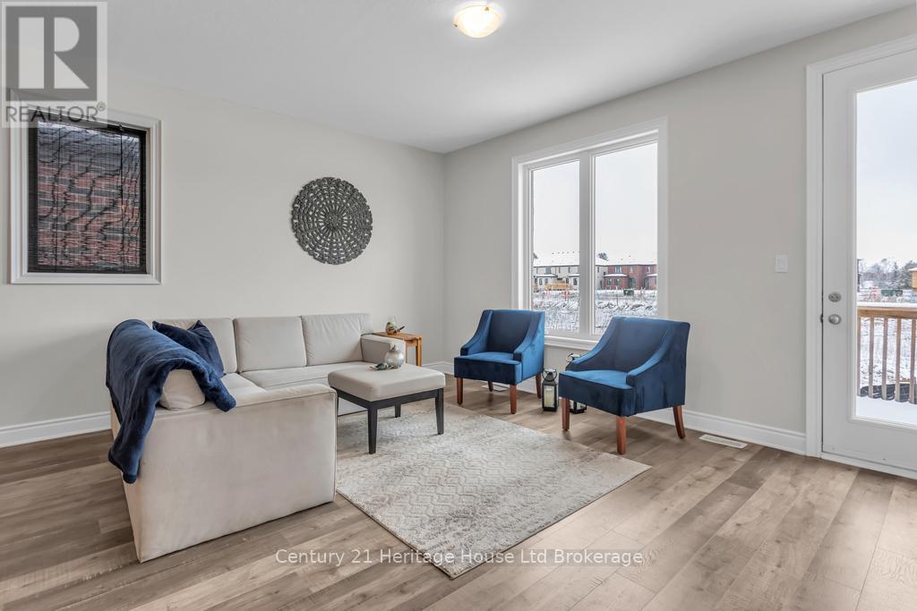 30 Seaton Crescent, Tillsonburg, Ontario  N4G 0J8 - Photo 10 - X12558374