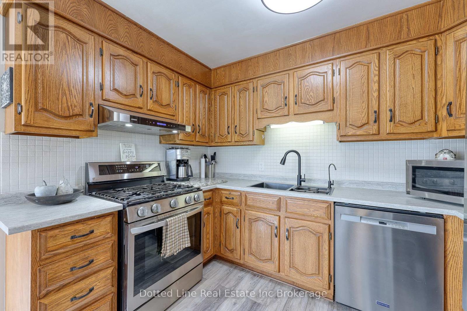 34 Albert Street, Norfolk (Langton), Ontario  N0E 1G0 - Photo 21 - X12561328