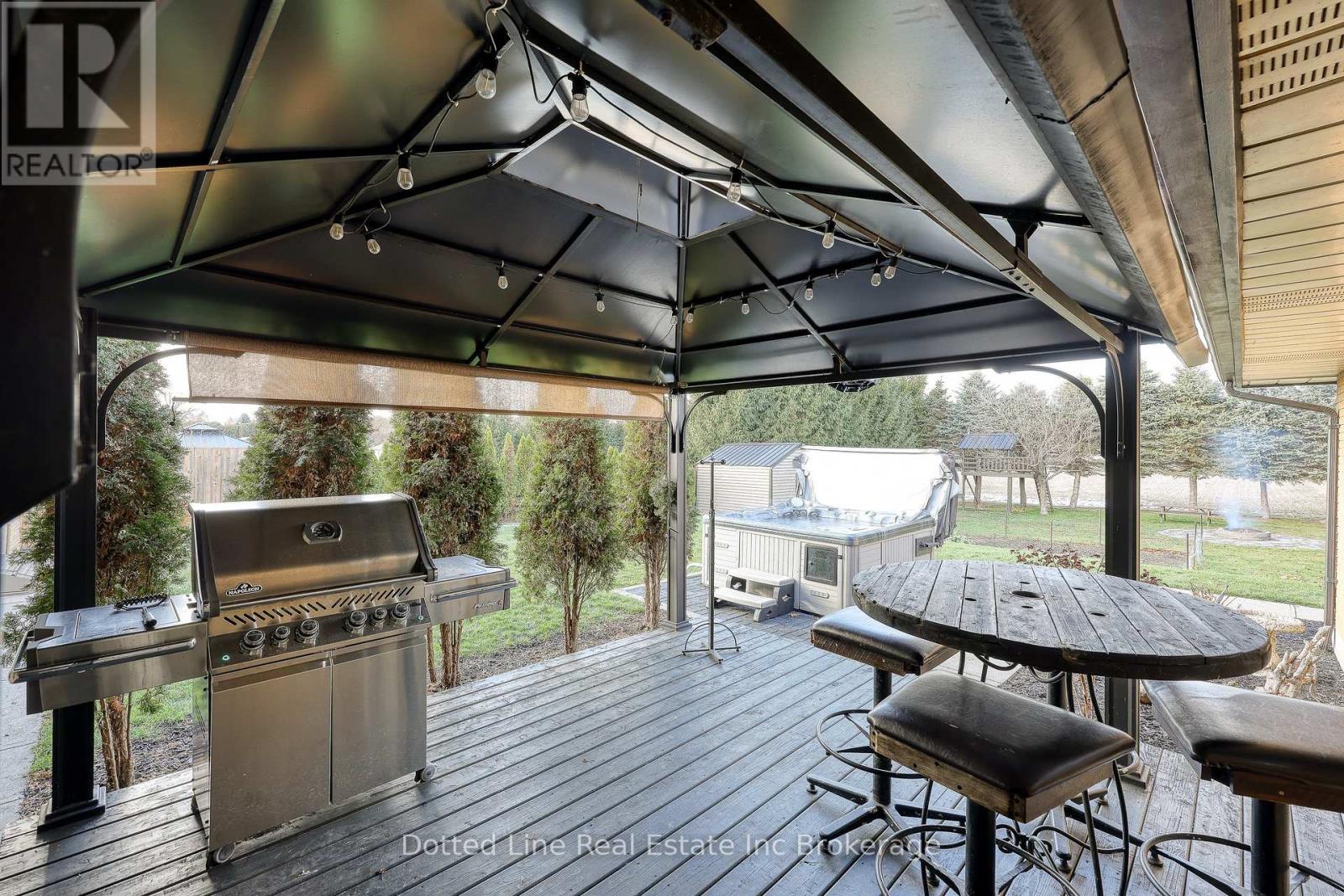 34 Albert Street, Norfolk (Langton), Ontario  N0E 1G0 - Photo 4 - X12561328