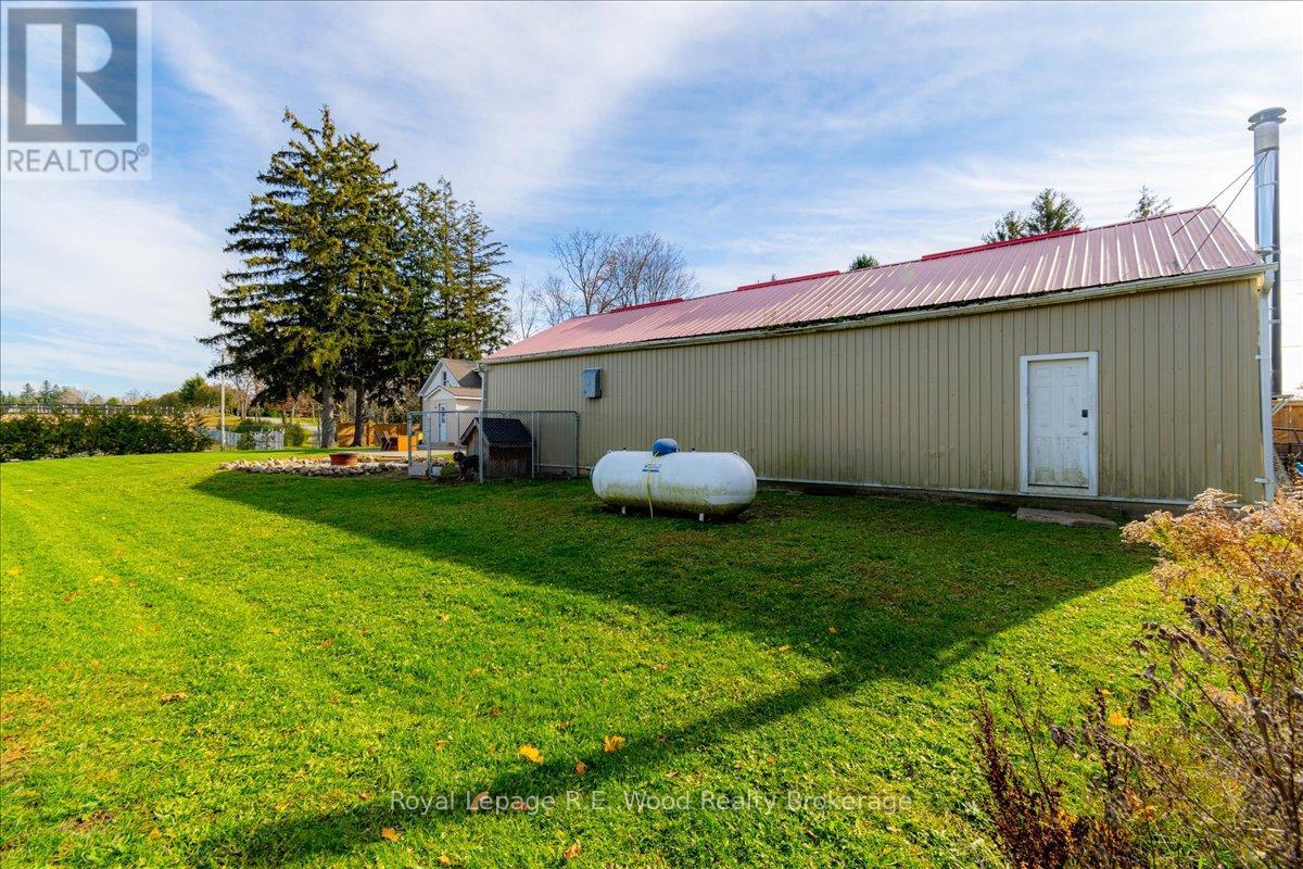 303 Concession 2 Road, Norfolk (Townsend), Ontario  N0E 1R0 - Photo 12 - X12562722