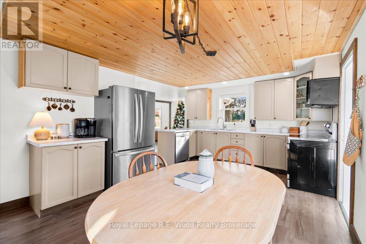 303 Concession 2 Road, Norfolk (Townsend), Ontario  N0E 1R0 - Photo 13 - X12562722