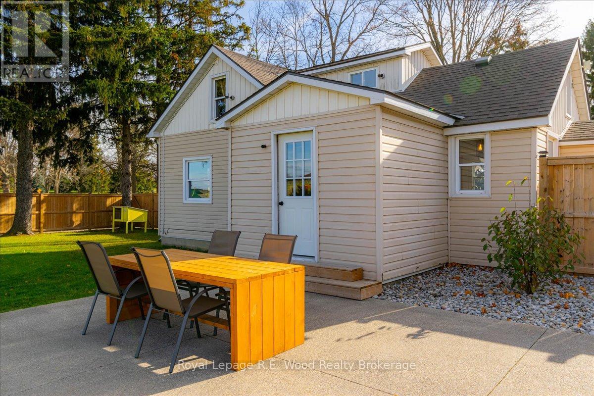 303 Concession 2 Road, Norfolk (Townsend), Ontario  N0E 1R0 - Photo 7 - X12562722