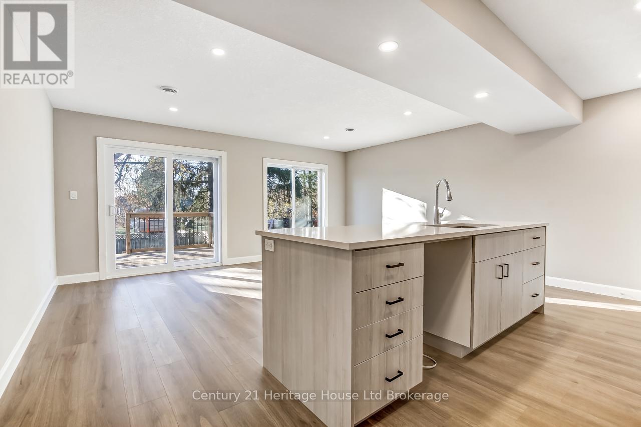 846 Water Street, Woodstock (Woodstock - South), Ontario  N4S 1S7 - Photo 6 - X12566622