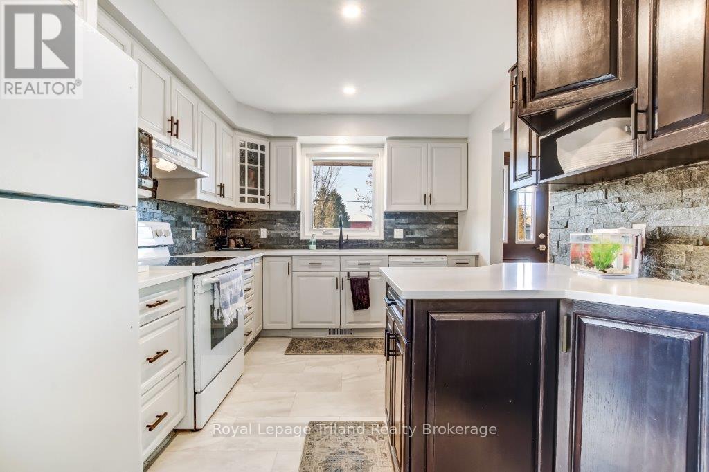 714624 Middletown Line, Norwich (Oxford Centre), Ontario  N4S 7W8 - Photo 4 - X12567616