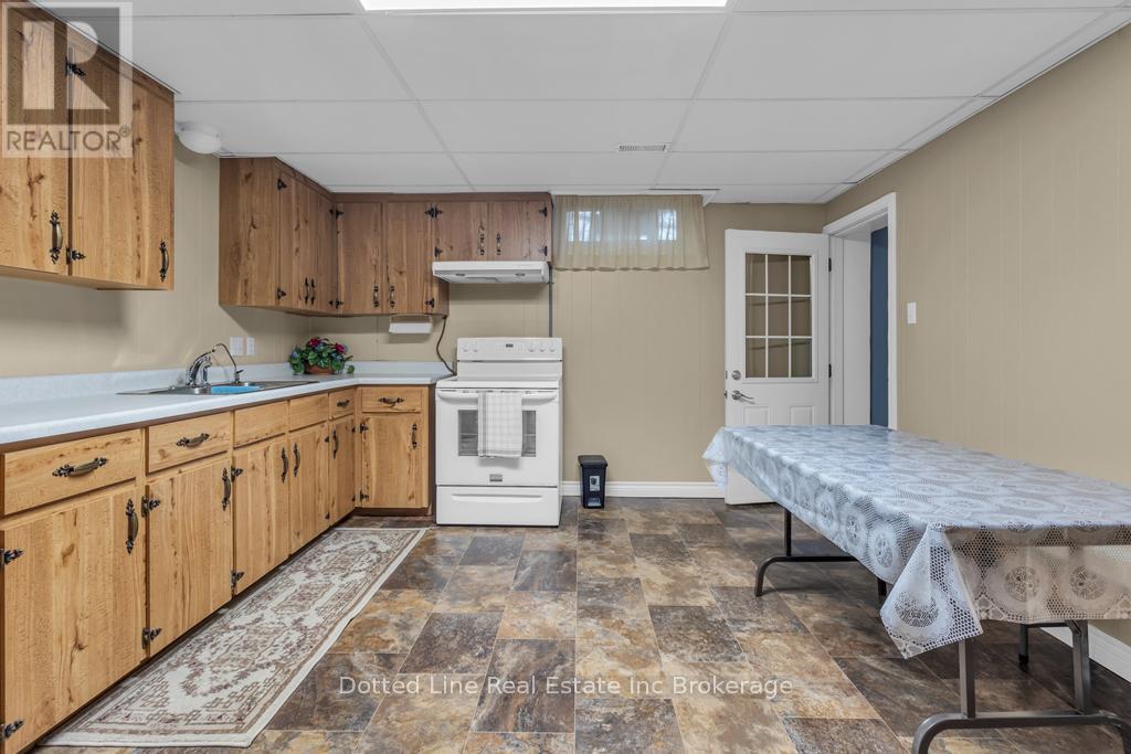 9294 Old Chapel Street, Bayham (Straffordville), Ontario  N0J 1Y0 - Photo 22 - X12574710