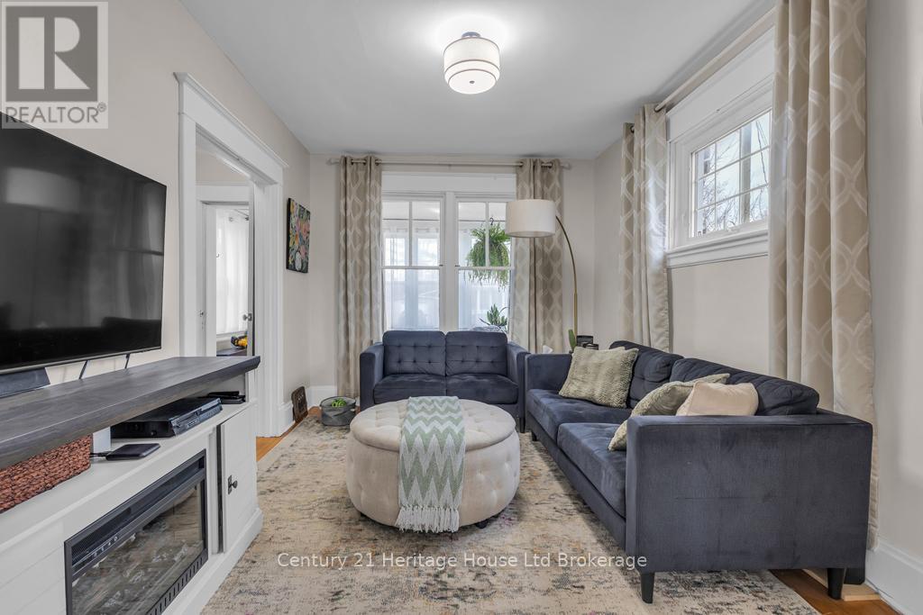 168 Wellington Street N, Woodstock (Woodstock - North), Ontario  N4S 6R6 - Photo 5 - X12575944