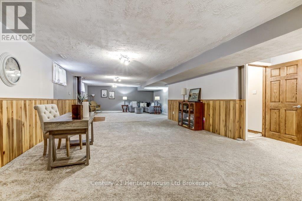 143 Boyd Boulevard, Zorra (Thamesford), Ontario  N0M 2M0 - Photo 27 - X12576424