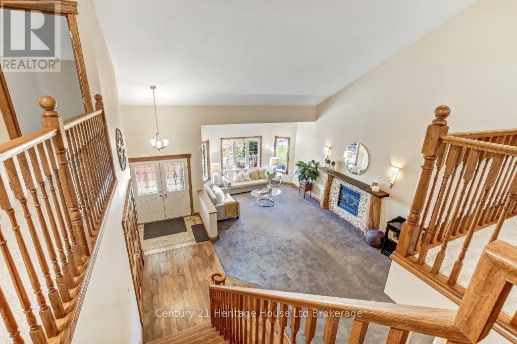 143 Boyd Boulevard, Zorra (Thamesford), Ontario  N0M 2M0 - Photo 8 - X12576424