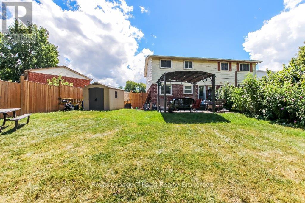 144 Keats Drive, Woodstock (Woodstock - South), Ontario  N4S 8B8 - Photo 22 - X12577830