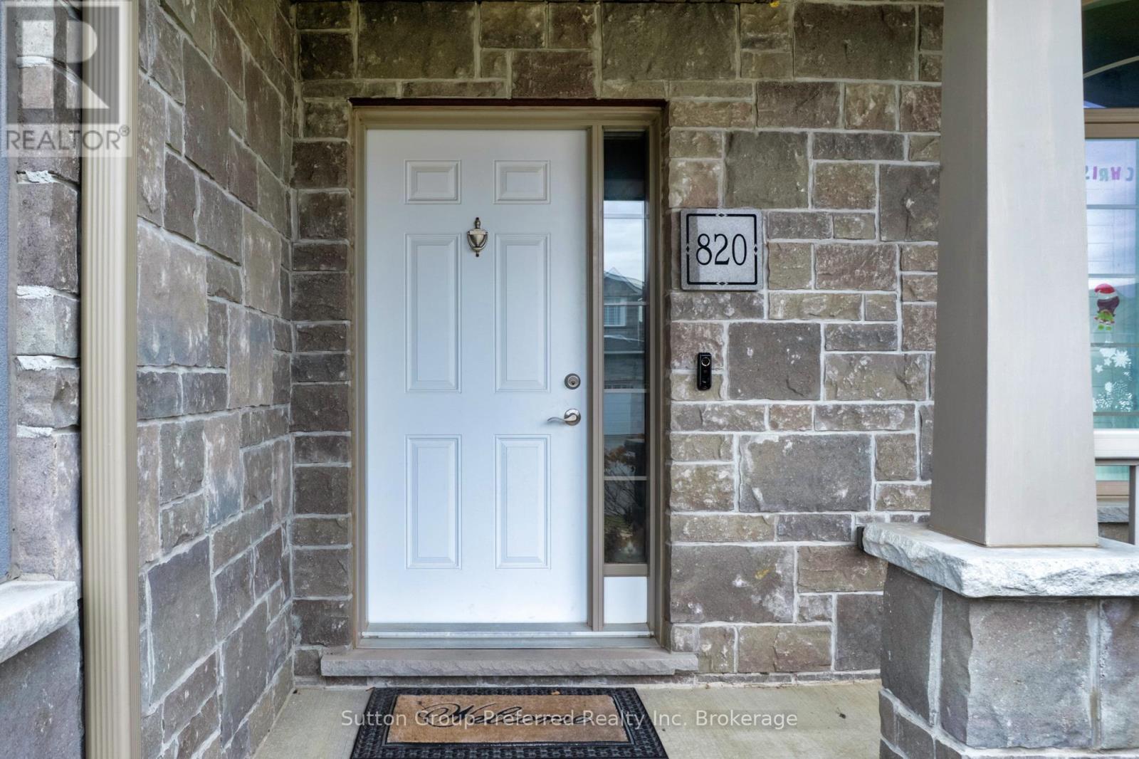 820 Ridgewood Drive, Woodstock (Woodstock - North), Ontario  N4T 0E1 - Photo 3 - X12577950