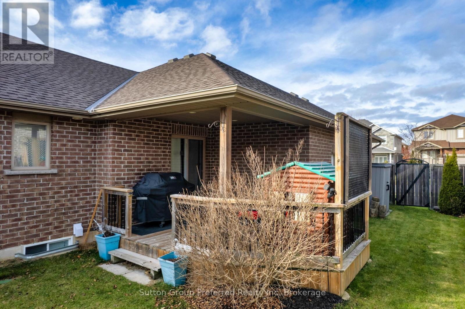 820 Ridgewood Drive, Woodstock (Woodstock - North), Ontario  N4T 0E1 - Photo 39 - X12577950