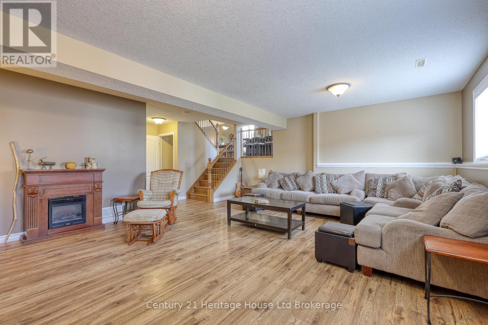 601 Sales Drive, Woodstock (Woodstock - South), Ontario  N4S 0A1 - Photo 16 - X12579382