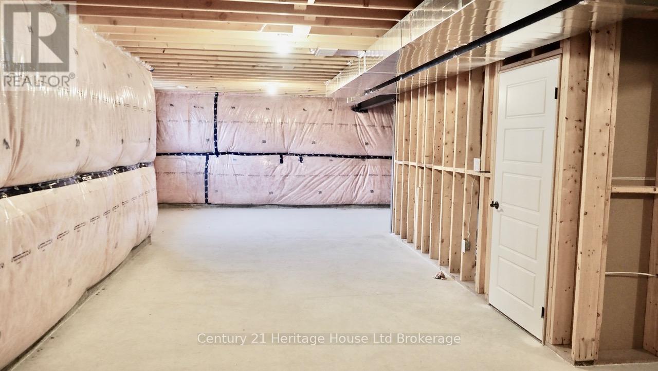 8 Sycamore Drive, Tillsonburg, Ontario  N4G 5S3 - Photo 49 - X12579398