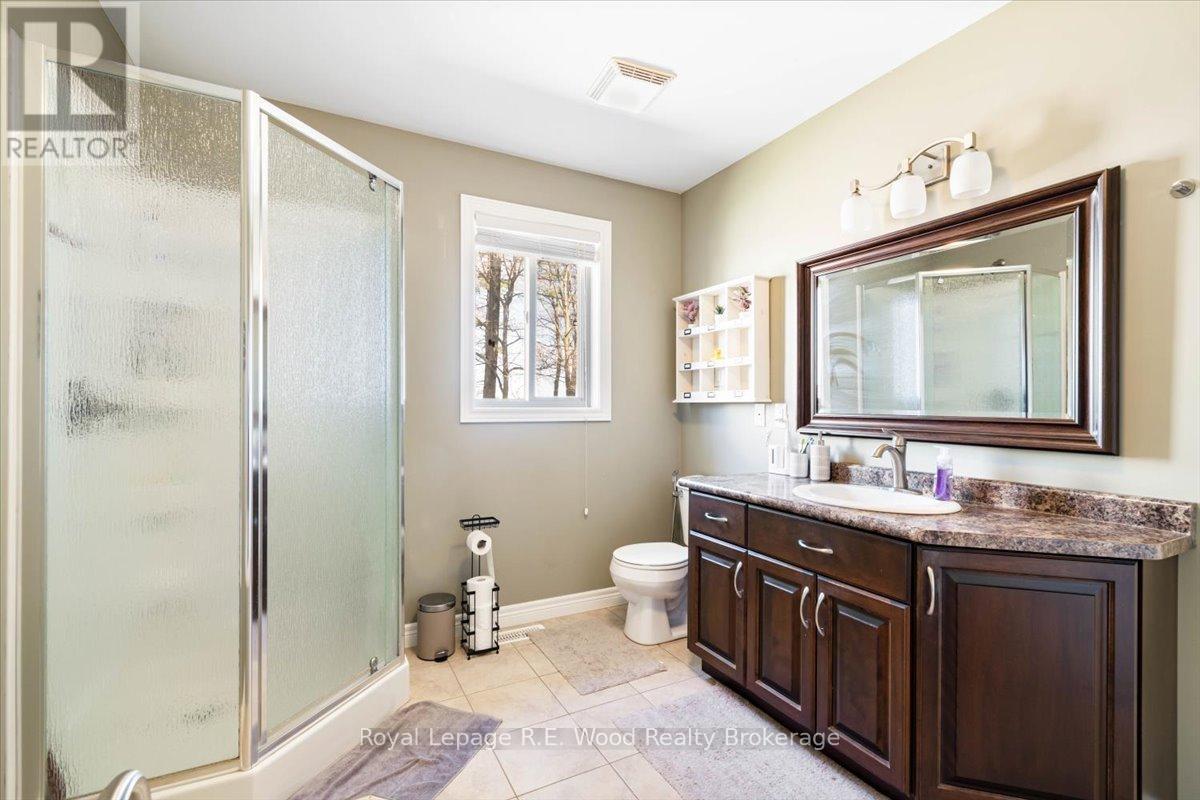 56 Wintergreen Crescent, Norfolk (Delhi), Ontario  N4B 2W5 - Photo 11 - X12581824