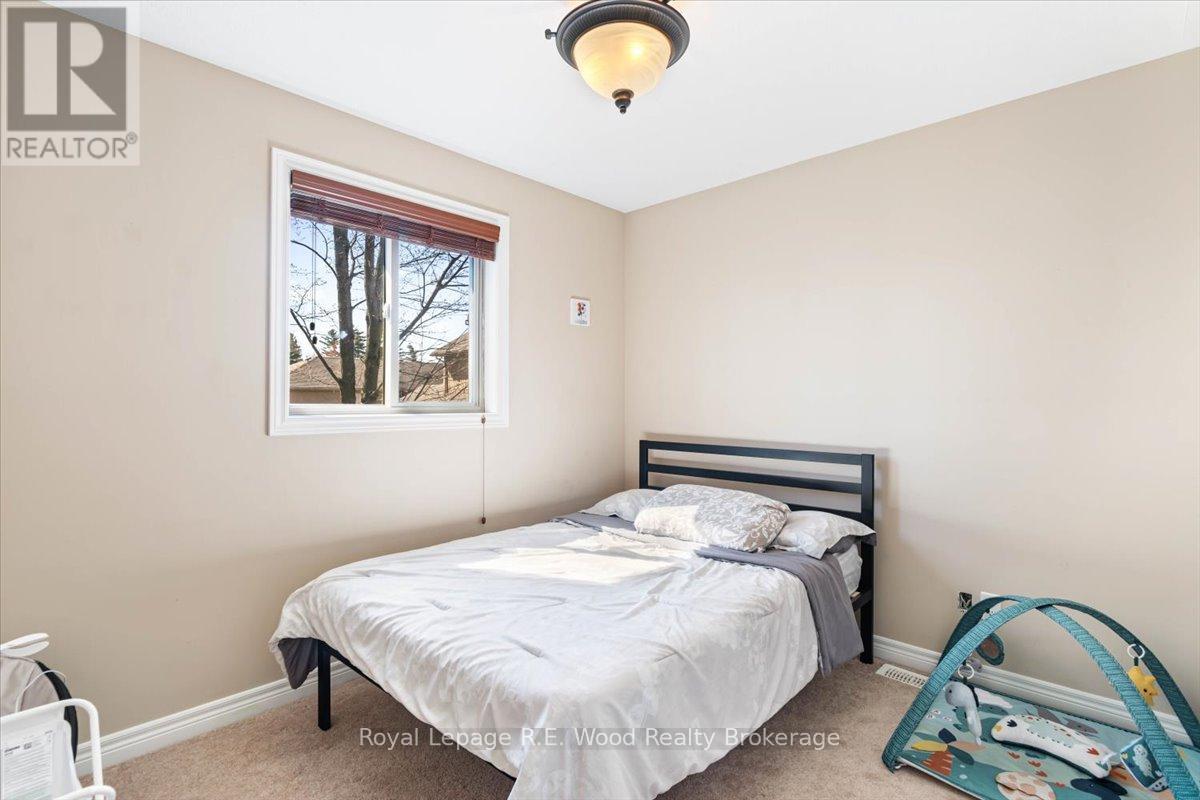 56 Wintergreen Crescent, Norfolk (Delhi), Ontario  N4B 2W5 - Photo 12 - X12581824