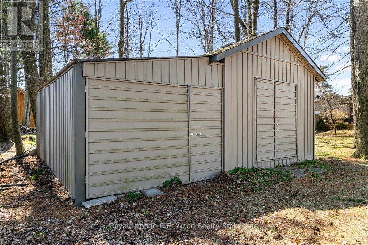 56 Wintergreen Crescent, Norfolk (Delhi), Ontario  N4B 2W5 - Photo 24 - X12581824