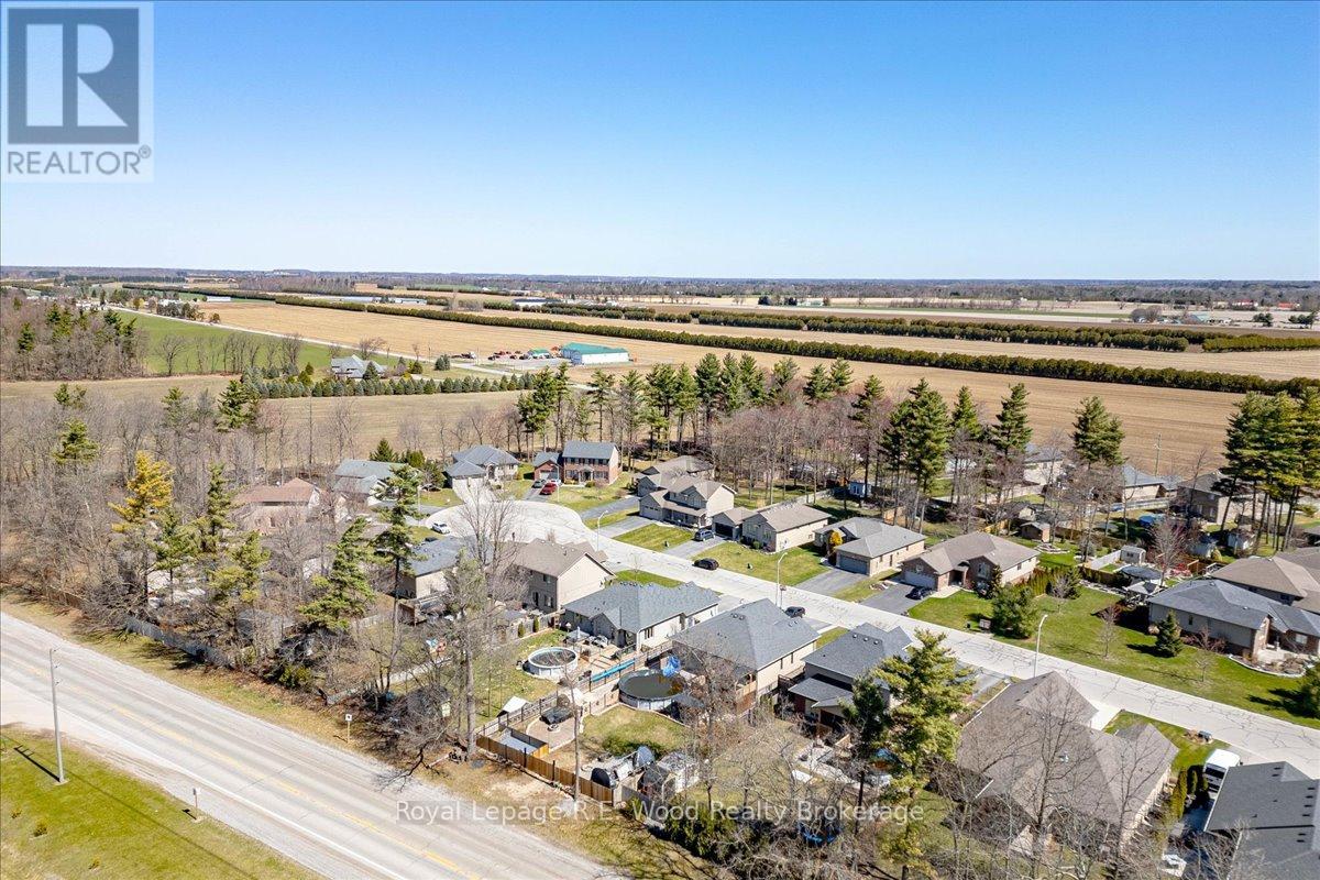 56 Wintergreen Crescent, Norfolk (Delhi), Ontario  N4B 2W5 - Photo 26 - X12581824