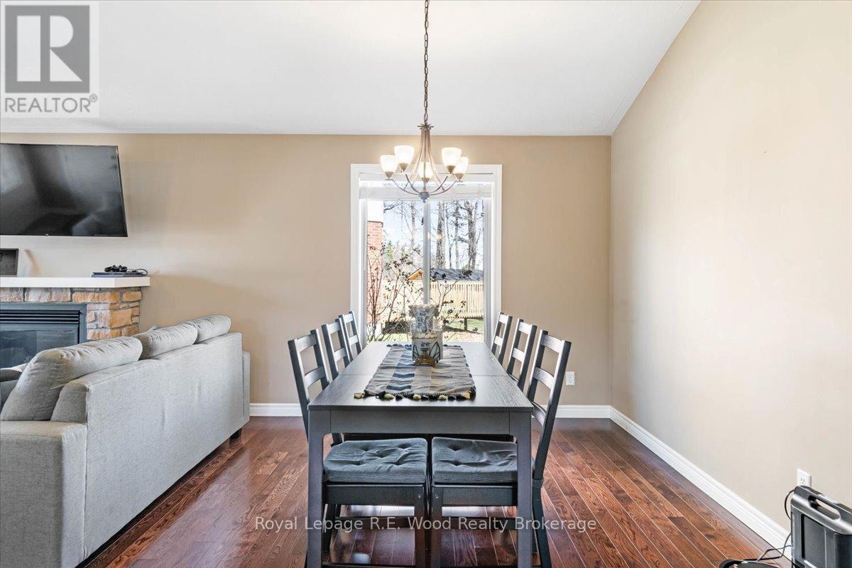 56 Wintergreen Crescent, Norfolk (Delhi), Ontario  N4B 2W5 - Photo 7 - X12581824