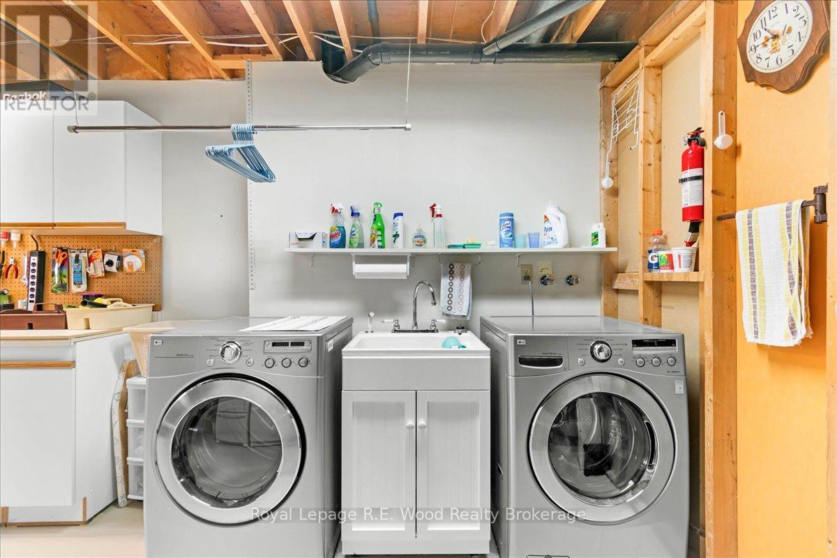 38 Denrich Avenue, Tillsonburg, Ontario  N4G 4W1 - Photo 38 - X12591624