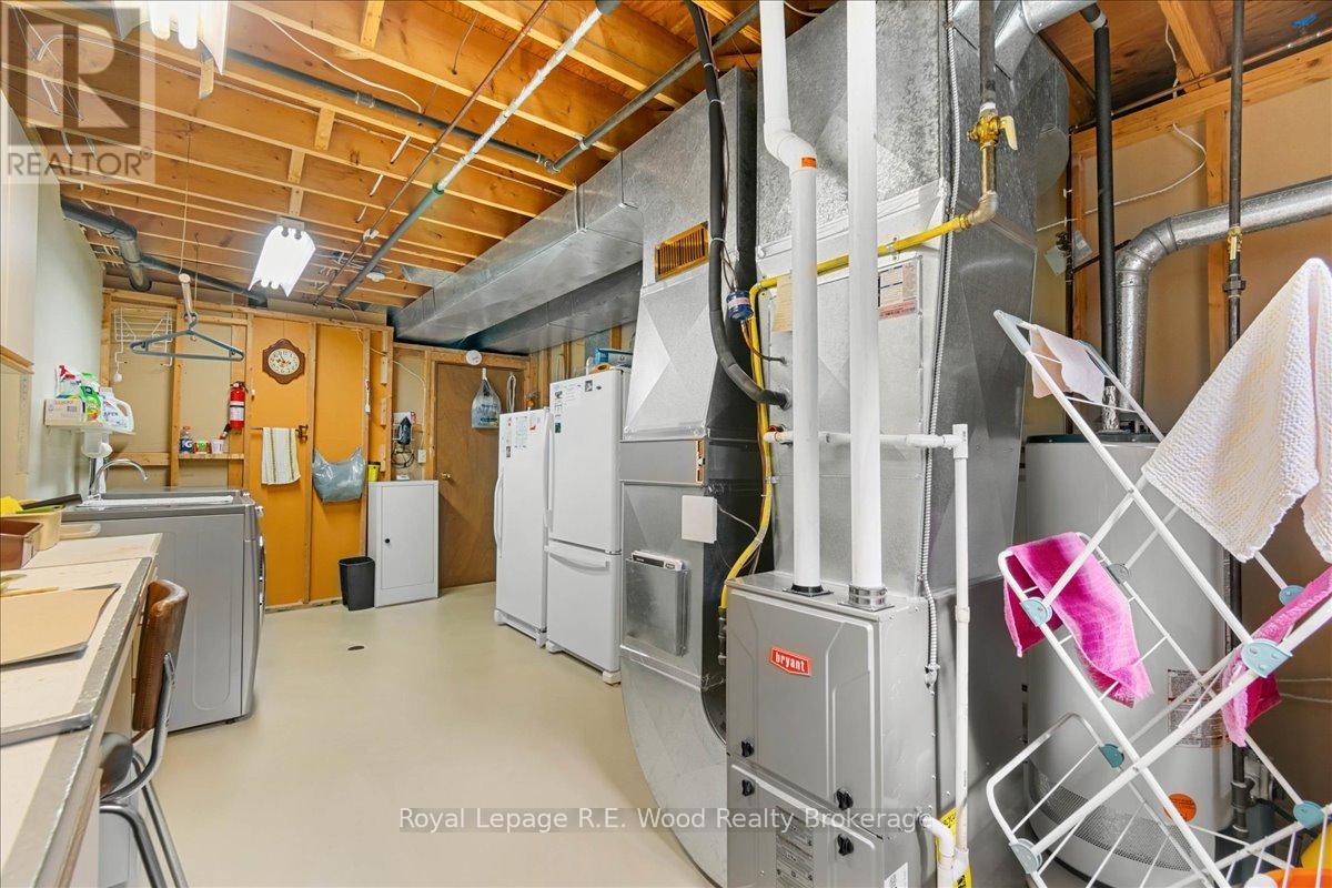 38 Denrich Avenue, Tillsonburg, Ontario  N4G 4W1 - Photo 40 - X12591624