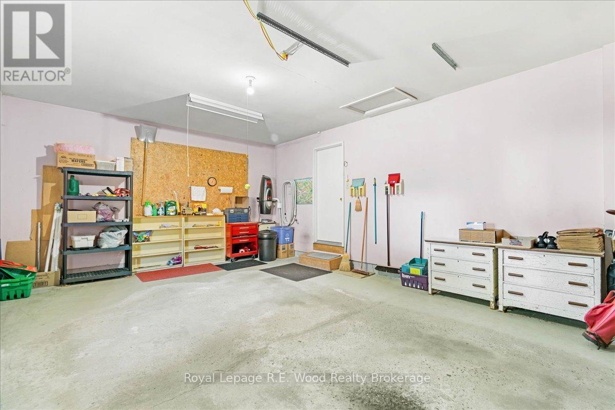 38 Denrich Avenue, Tillsonburg, Ontario  N4G 4W1 - Photo 42 - X12591624