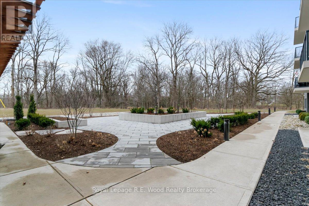 311 - 8 Centre Street, Norwich (Norwich Town), Ontario  N0J 1P0 - Photo 32 - X12594322