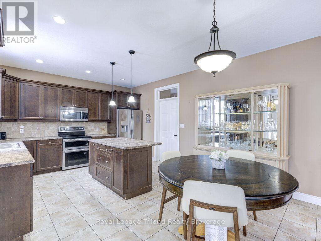 761 Glenwood Road N, Woodstock (Woodstock - North), Ontario  N4T 0A6 - Photo 16 - X12595002