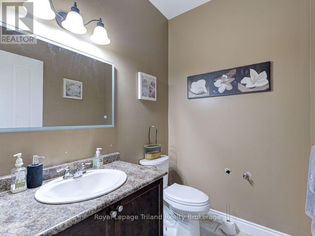 761 Glenwood Road N, Woodstock (Woodstock - North), Ontario  N4T 0A6 - Photo 35 - X12595002