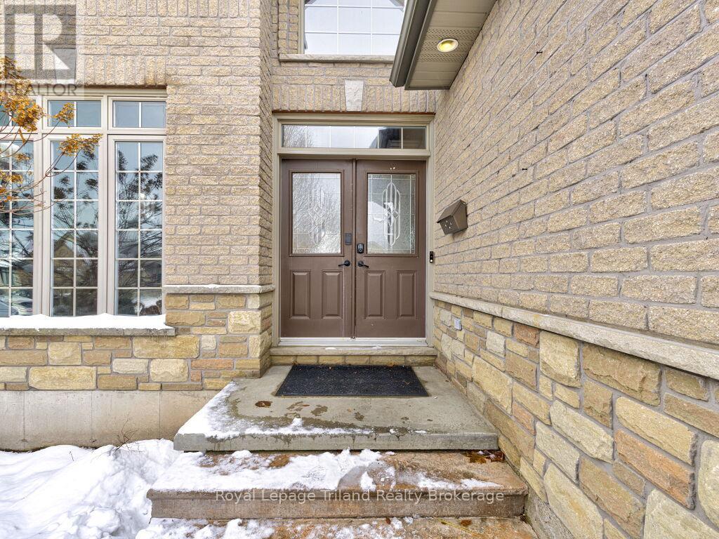 761 Glenwood Road N, Woodstock (Woodstock - North), Ontario  N4T 0A6 - Photo 4 - X12595002