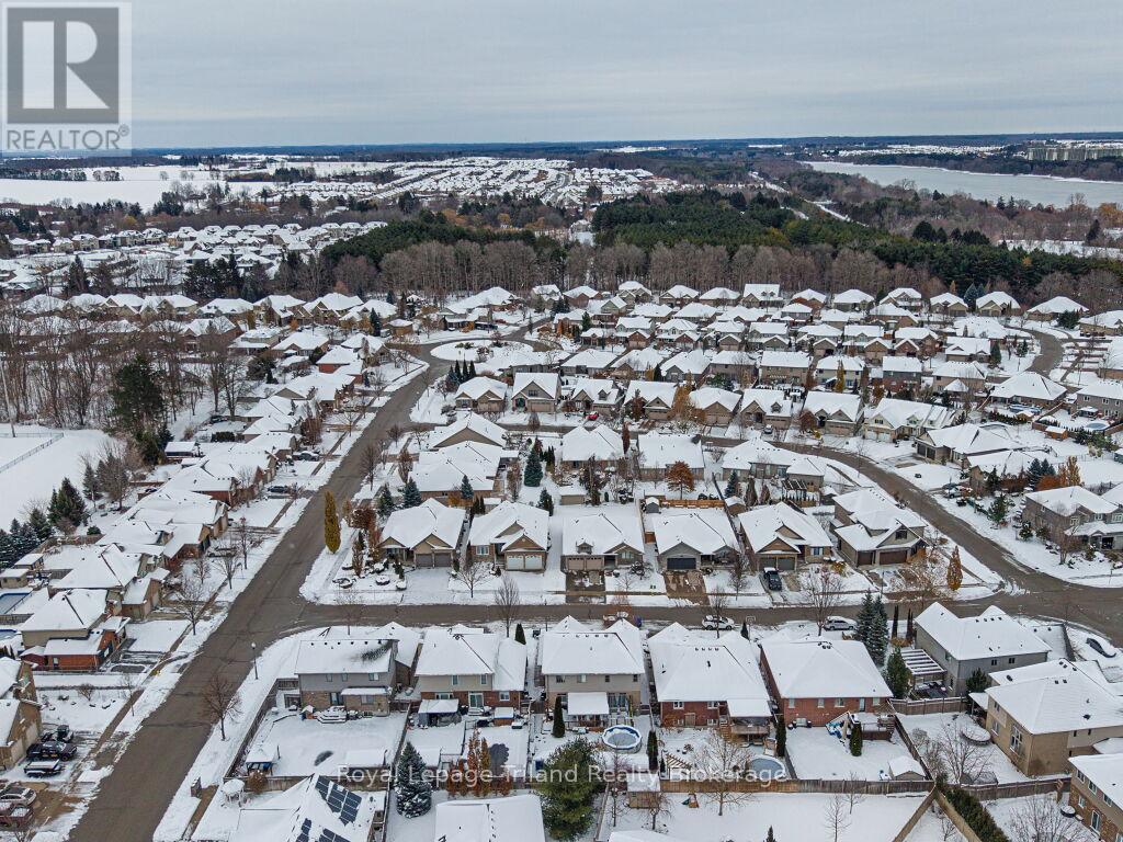 761 Glenwood Road N, Woodstock (Woodstock - North), Ontario  N4T 0A6 - Photo 48 - X12595002