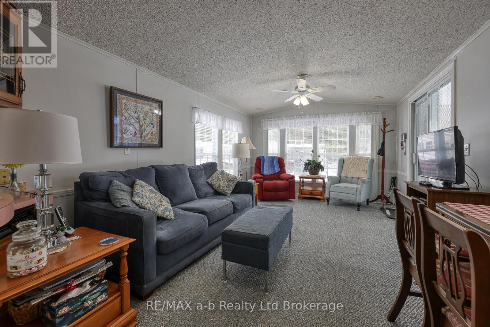 33 Linda Lane - 592968 County Road 13 Road, Norwich, Ontario  N0J 1P0 - Photo 4 - X12599634