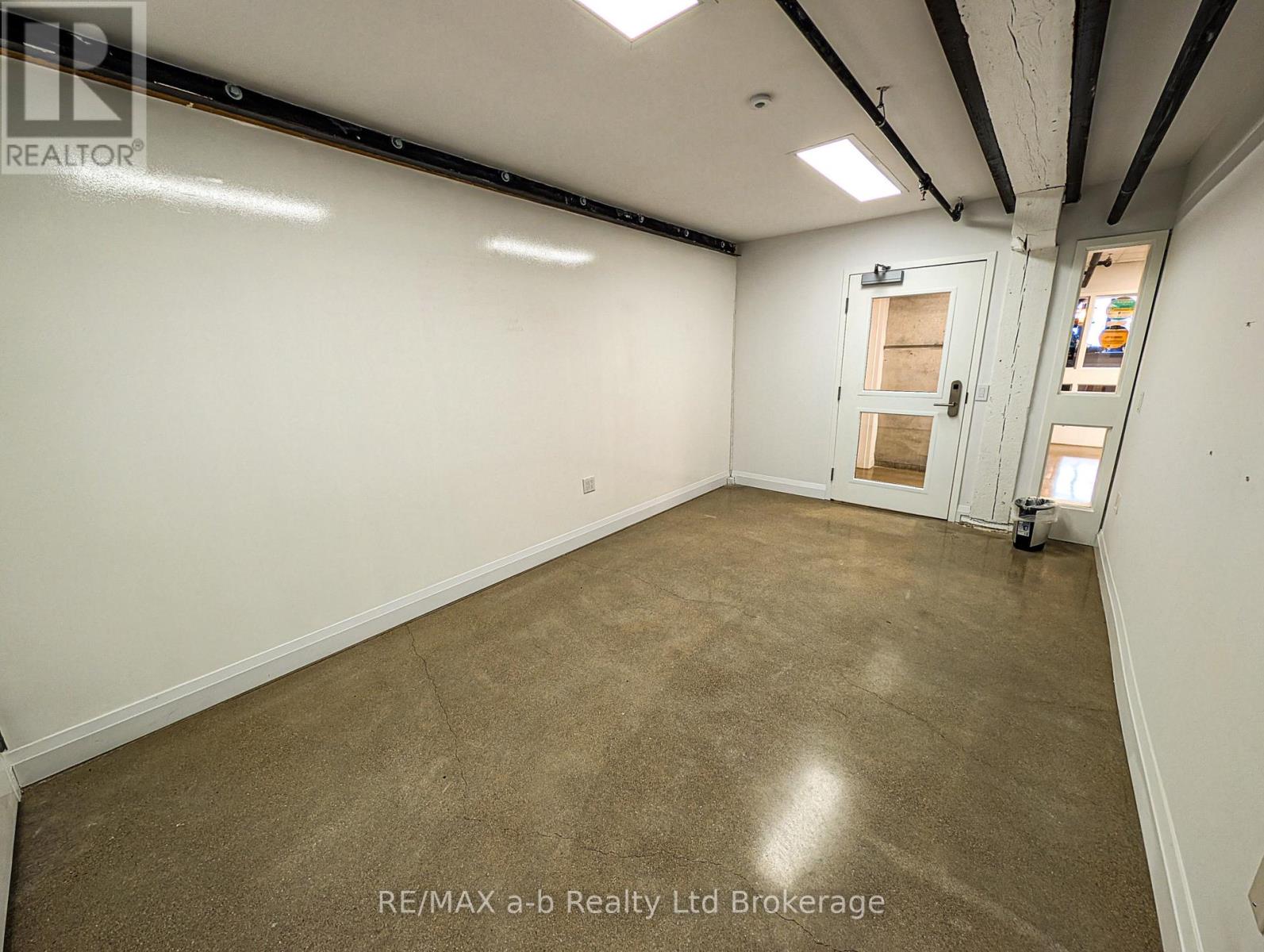 2 - 245 Downie Street, Stratford, Ontario  N5A 1X5 - Photo 2 - X12607742