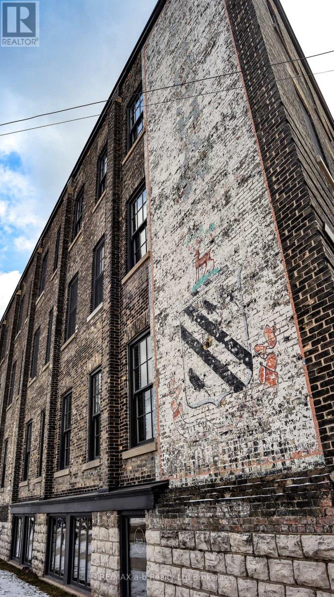 3 - 245 Downie Street, Stratford, Ontario  N5A 1X5 - Photo 4 - X12607744