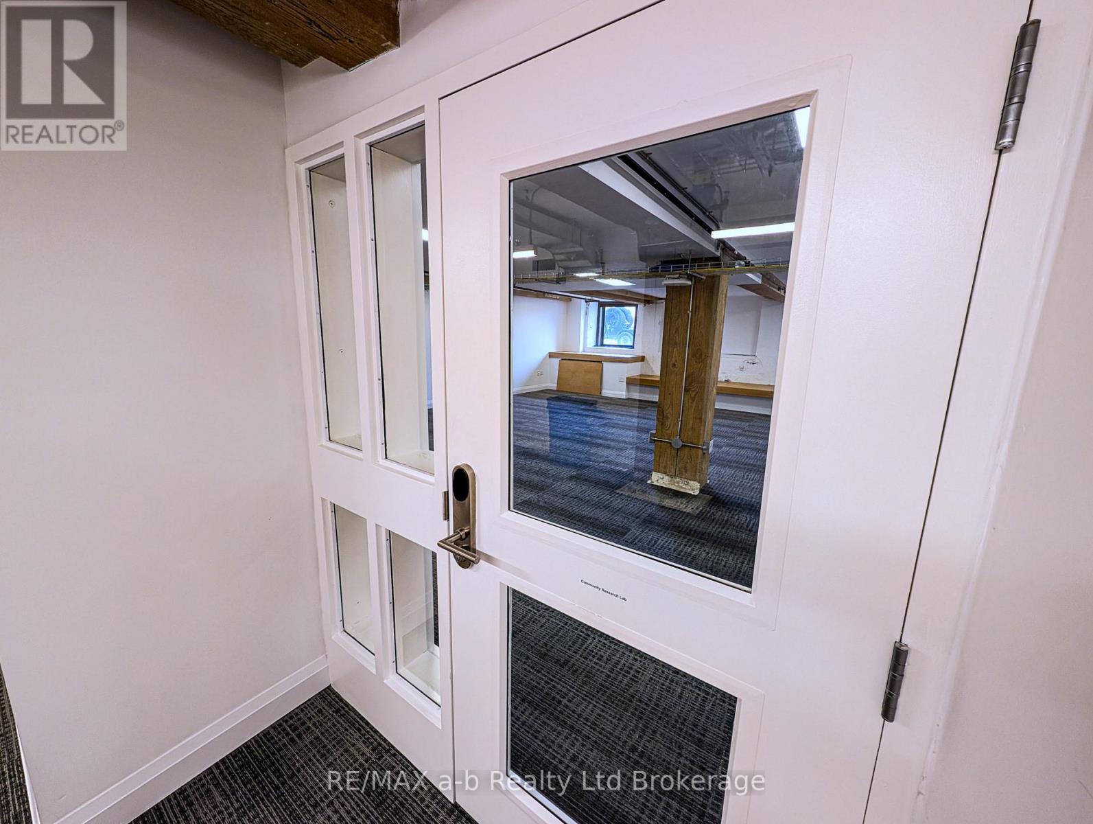 245 Downie Street, Stratford, Ontario  N5A 1X5 - Photo 10 - X12607752