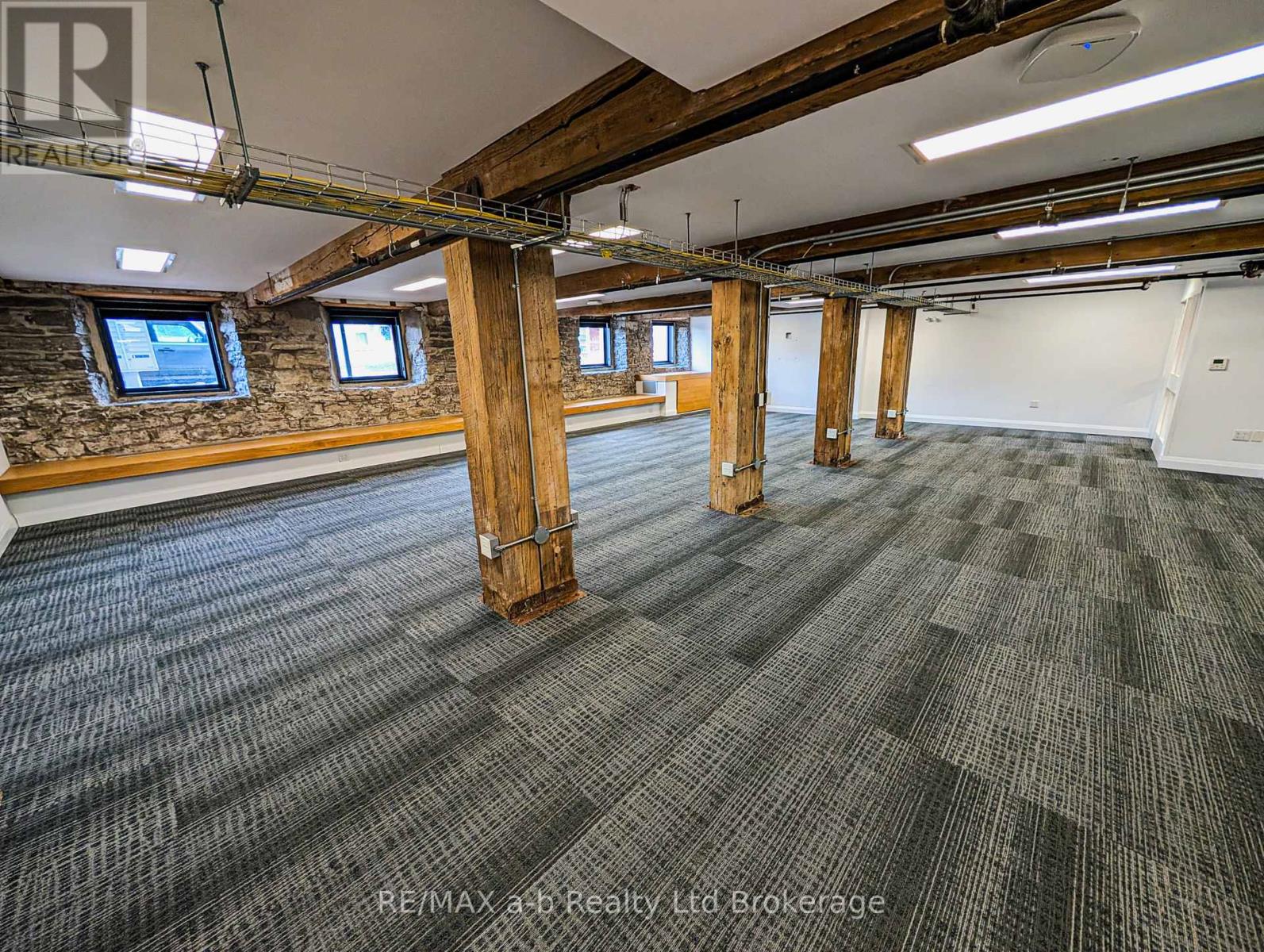 245 Downie Street, Stratford, Ontario  N5A 1X5 - Photo 13 - X12607752