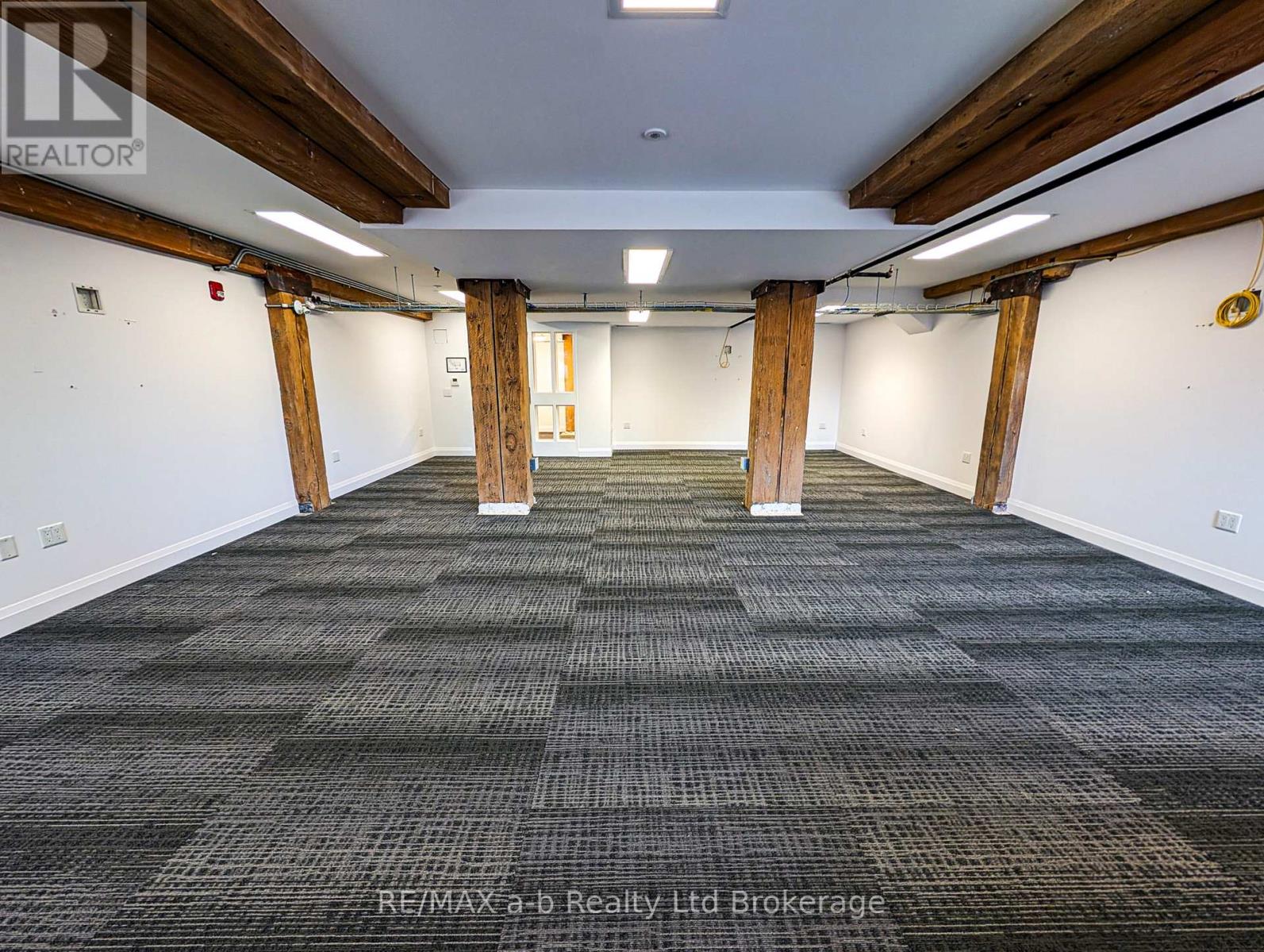 245 Downie Street, Stratford, Ontario  N5A 1X5 - Photo 5 - X12607752