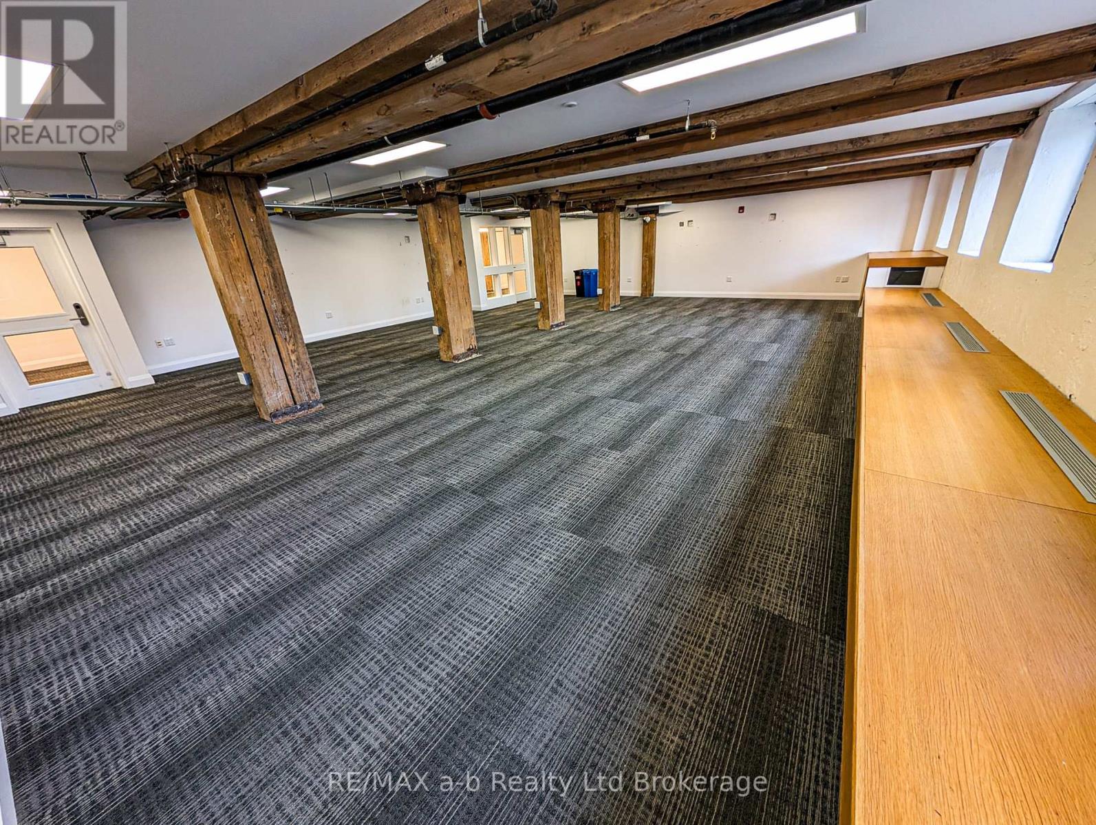 245 Downie Street, Stratford, Ontario  N5A 1X5 - Photo 6 - X12607752