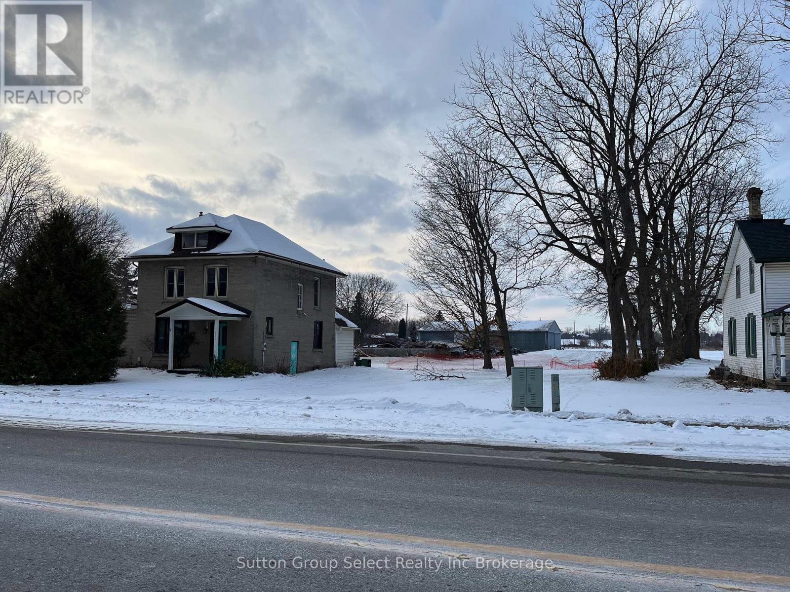 639 Mount Pleasant Road S, Brant (Brantford Twp), Ontario  N0E 1K0 - Photo 2 - X12609482