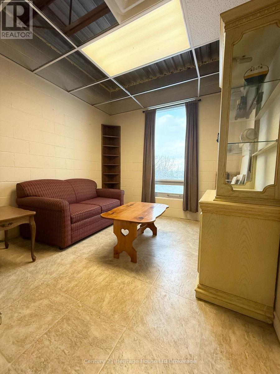 5 - 1033 Pattullo Avenue, Woodstock (Woodstock - South), Ontario  N4V 1C8 - Photo 12 - X12630206