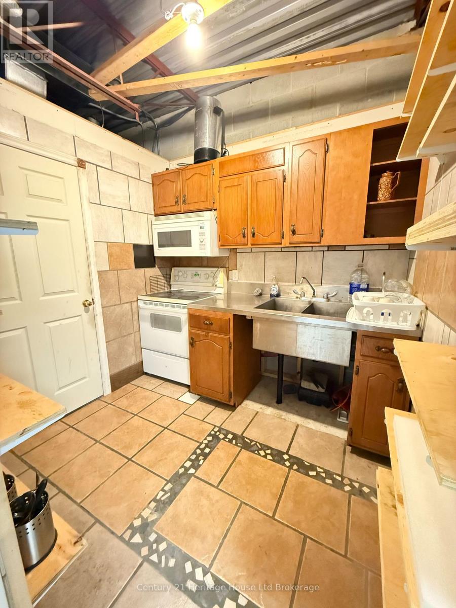 5 - 1033 Pattullo Avenue, Woodstock (Woodstock - South), Ontario  N4V 1C8 - Photo 13 - X12630206