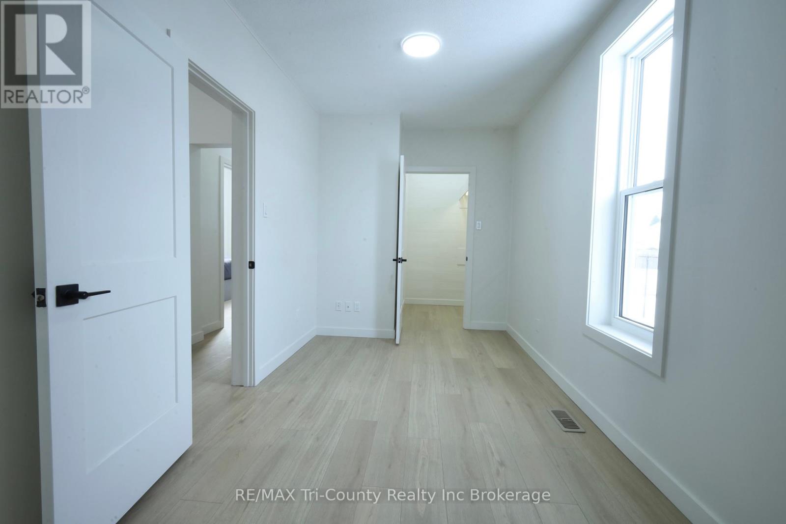 12 Mariam Street, St. Thomas, Ontario  N5P 1W8 - Photo 27 - X12633156