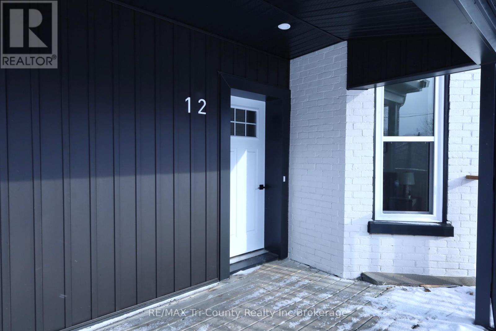 12 Mariam Street, St. Thomas, Ontario  N5P 1W8 - Photo 3 - X12633156