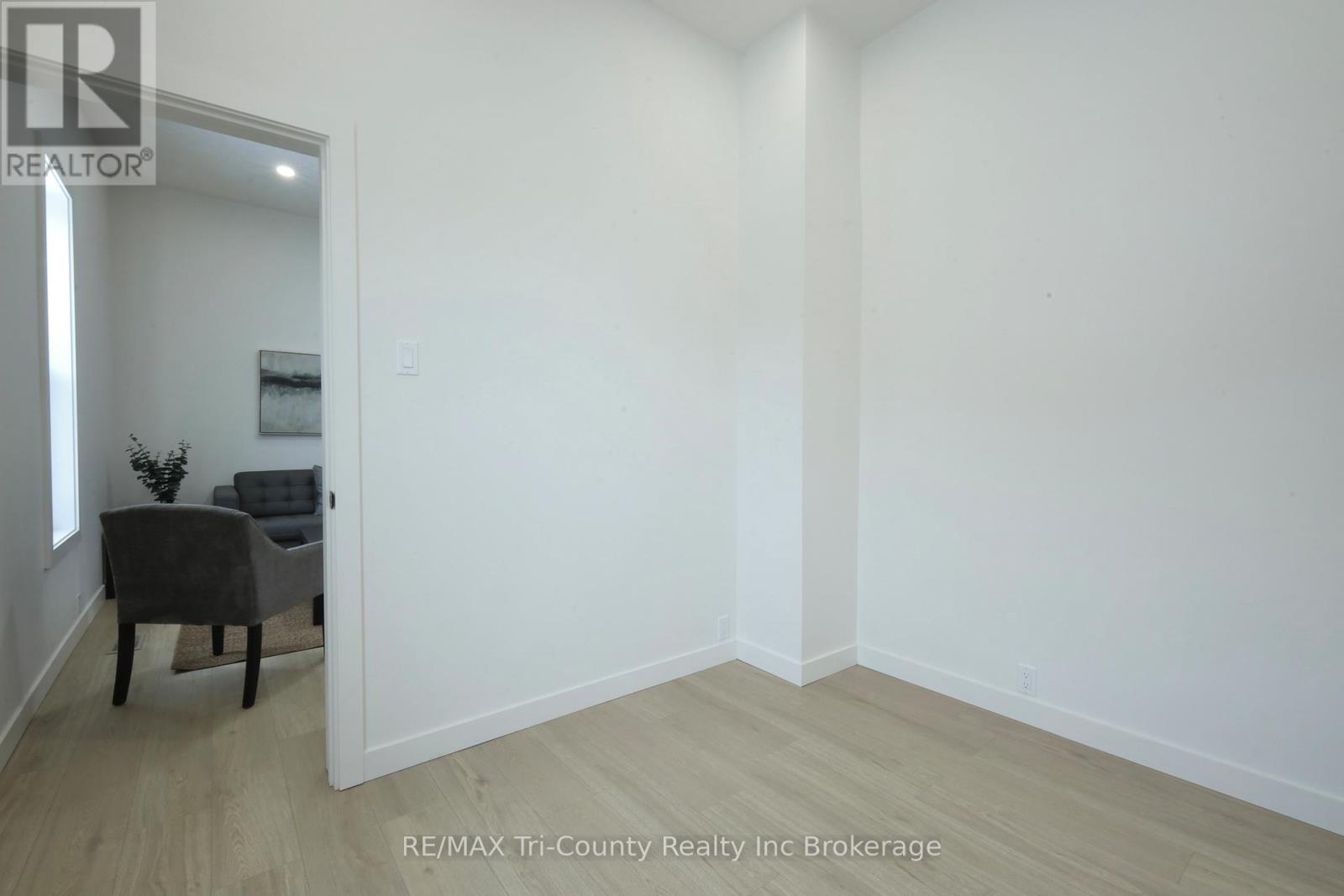 12 Mariam Street, St. Thomas, Ontario  N5P 1W8 - Photo 32 - X12633156