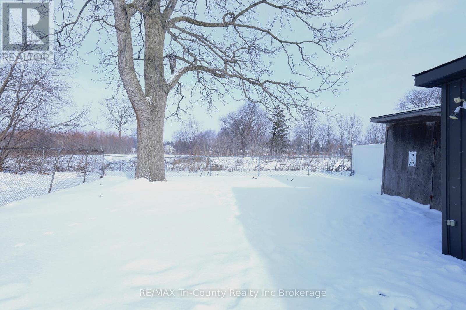 12 Mariam Street, St. Thomas, Ontario  N5P 1W8 - Photo 40 - X12633156